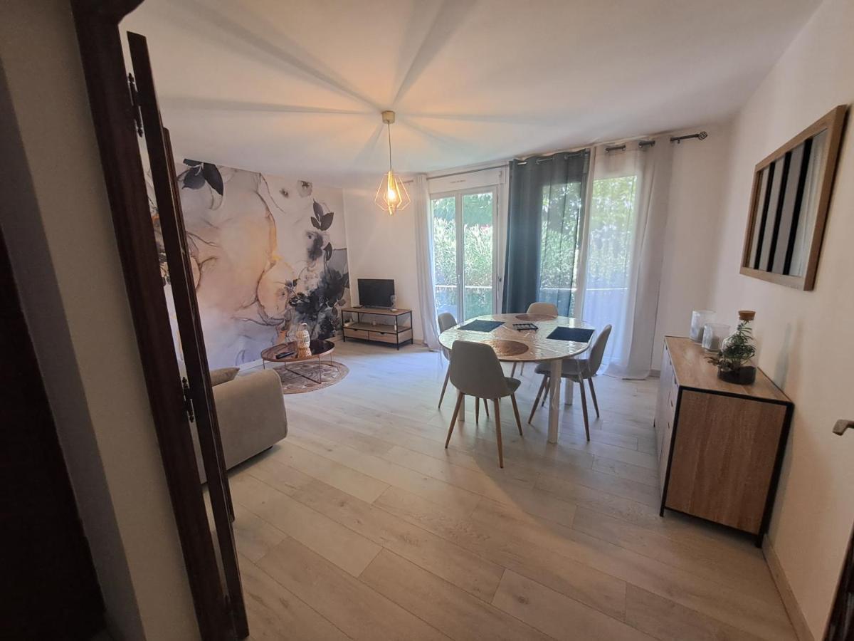 Apartament T2 A 2Min Du Centre +Parking LʼIsle-sur-la-Sorgue Zewnętrze zdjęcie