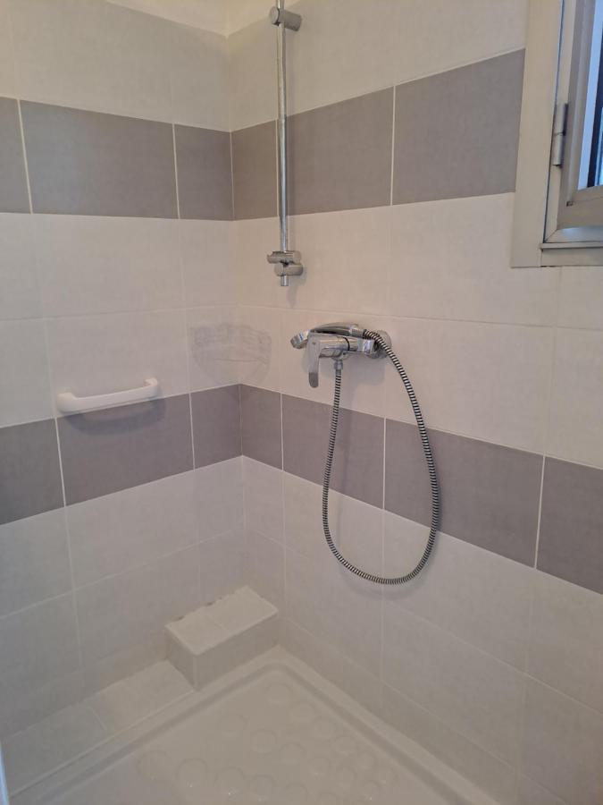 Apartament T2 A 2Min Du Centre +Parking LʼIsle-sur-la-Sorgue Zewnętrze zdjęcie